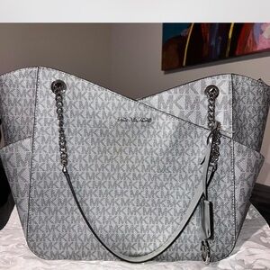 Michael Kors Silver Tote Bag with matching wallet